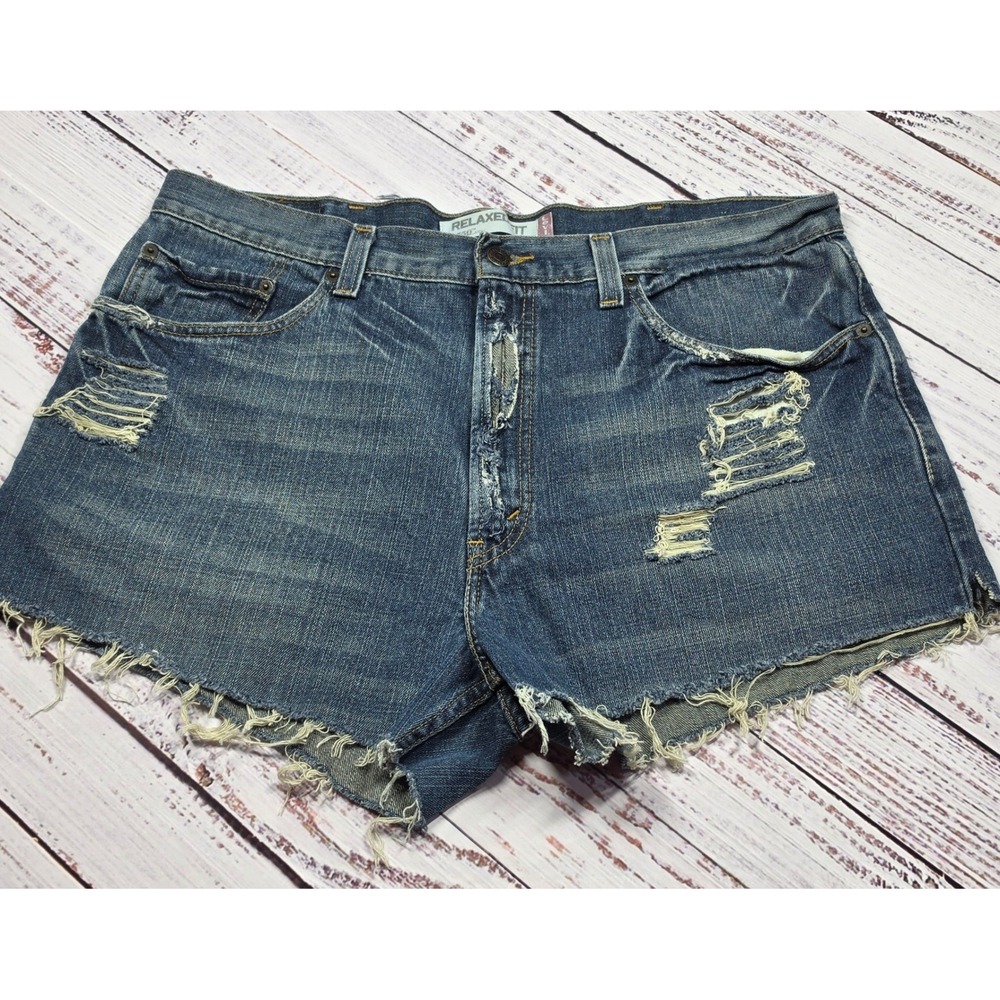 Levi's 550 Denim Shorts Womens‎ W38 Blue Good Distressed Cut Off Relaxed Fit